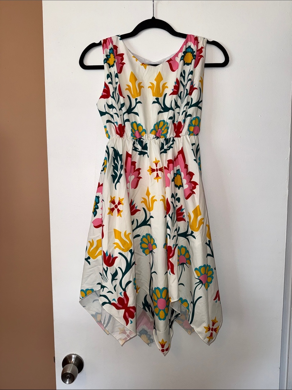 Ava Rose McCulloch Cream Floral Handkerchief Hem Dress with Yellow & Teal Print